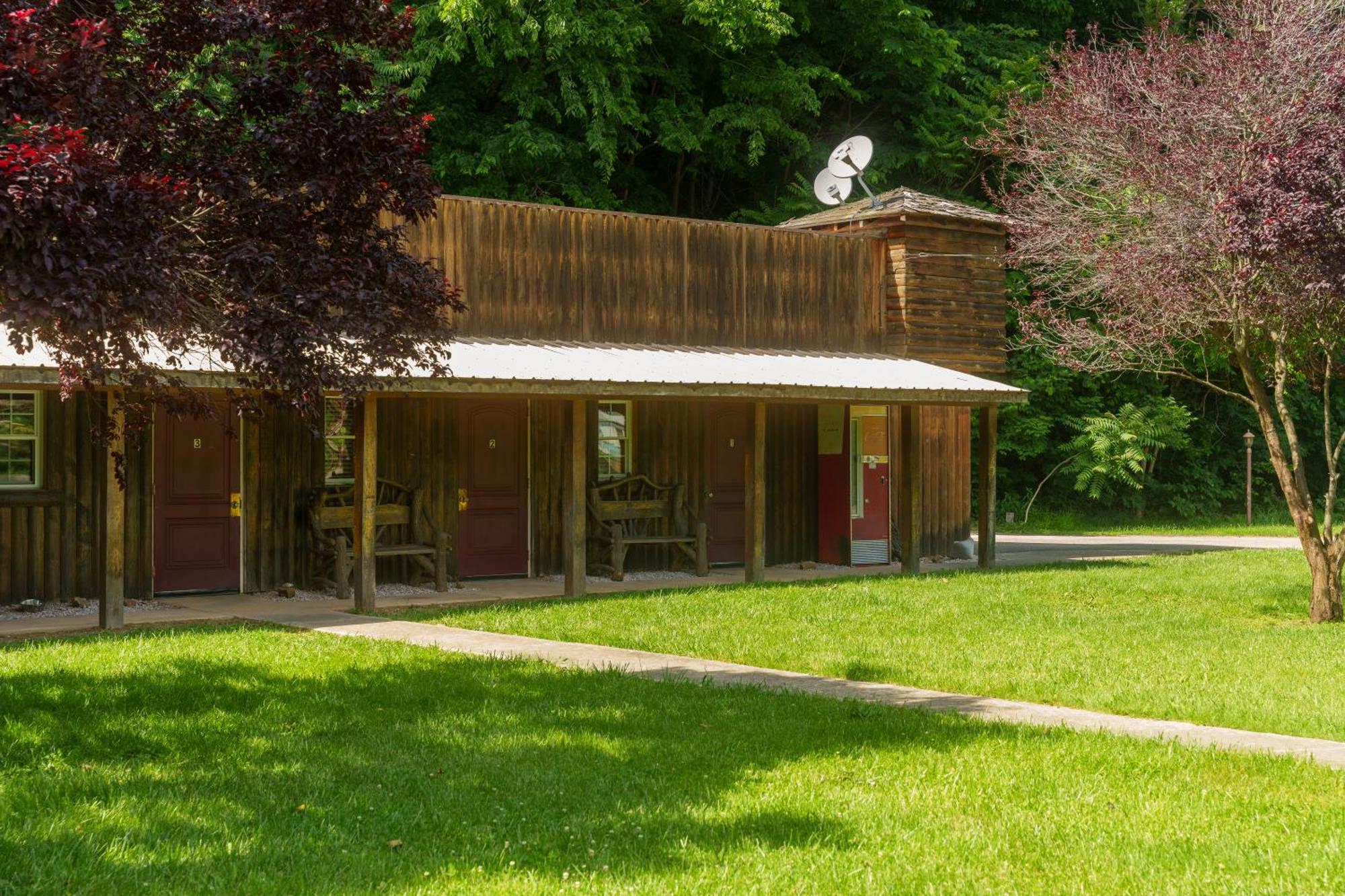 Seneca Rocks Seneca Pines Lodge المظهر الخارجي الصورة