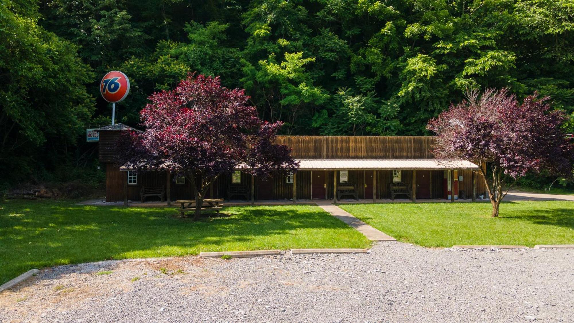 Seneca Rocks Seneca Pines Lodge المظهر الخارجي الصورة