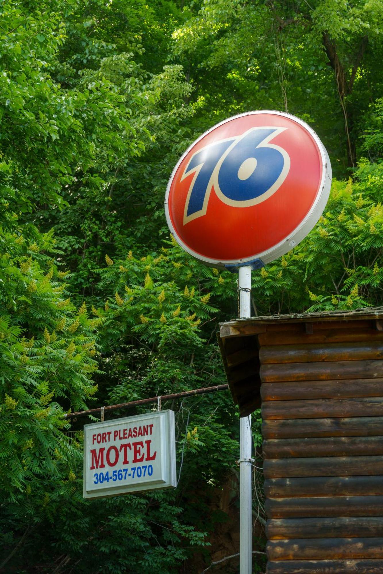Seneca Rocks Seneca Pines Lodge المظهر الخارجي الصورة