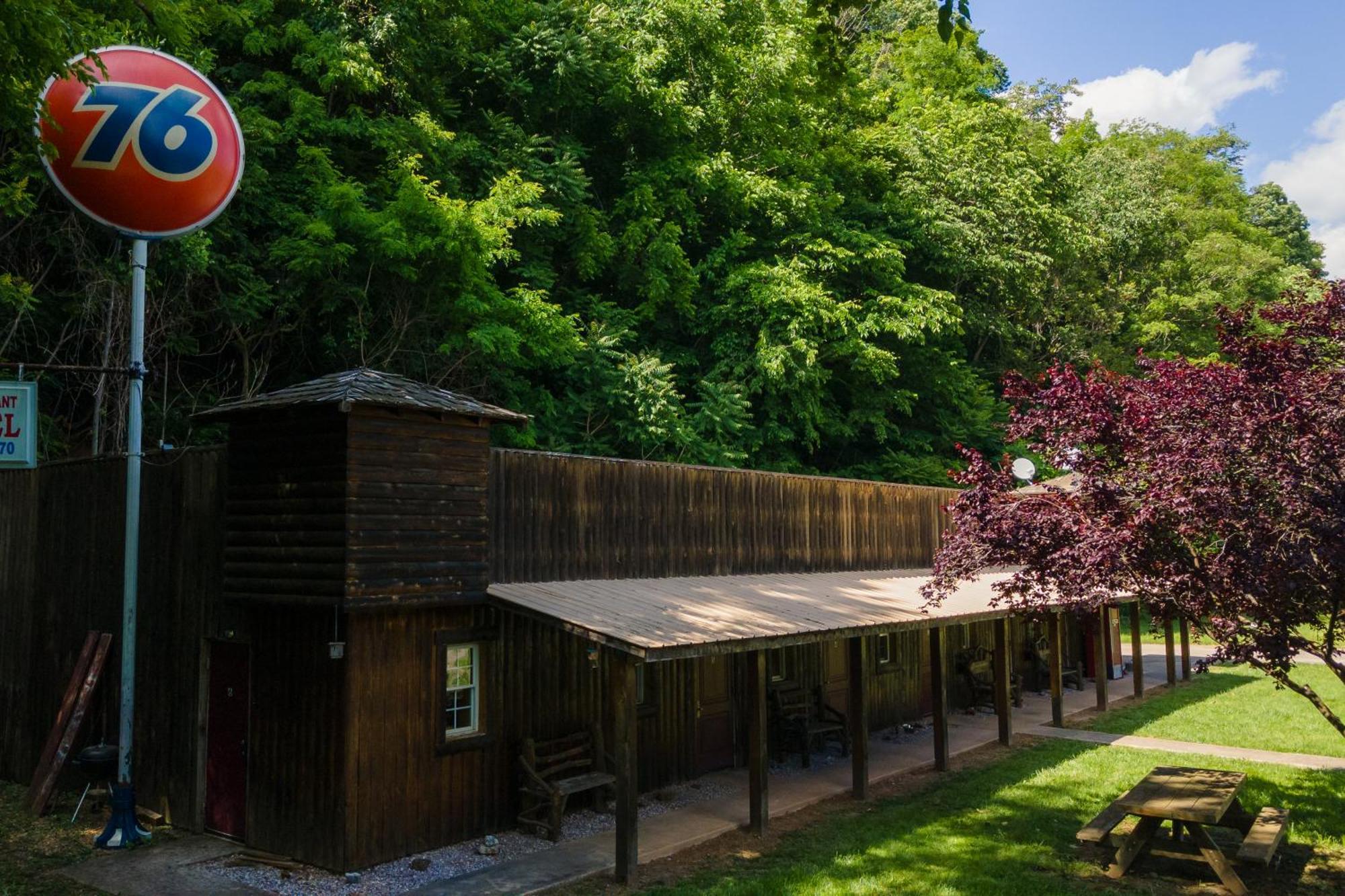 Seneca Rocks Seneca Pines Lodge المظهر الخارجي الصورة